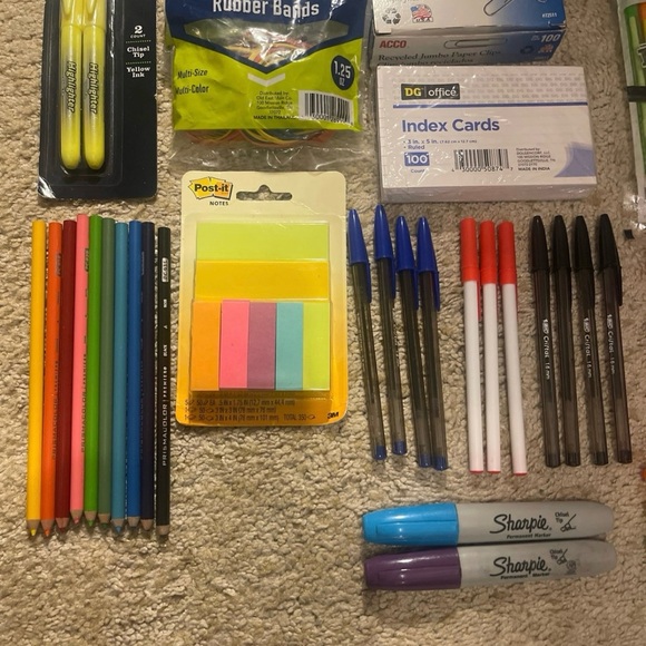Office/school supplies - Picture 3 of 6